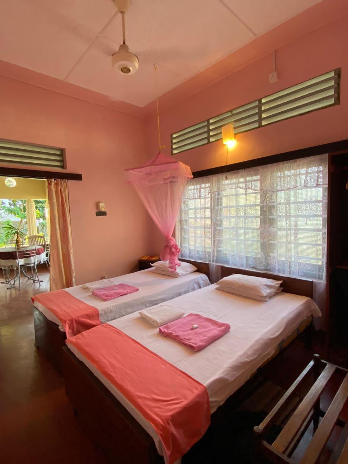 Sujatha Villa Paradise Tangalle Eksteriør billede
