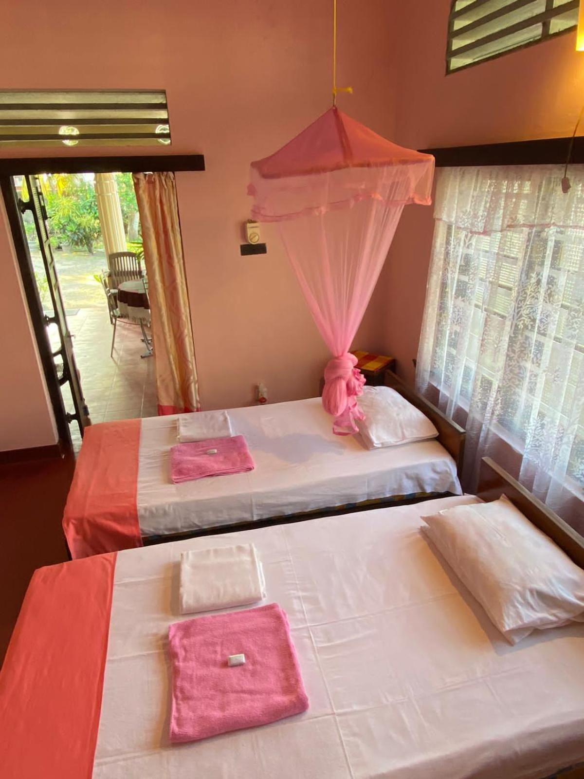 Sujatha Villa Paradise Tangalle Eksteriør billede